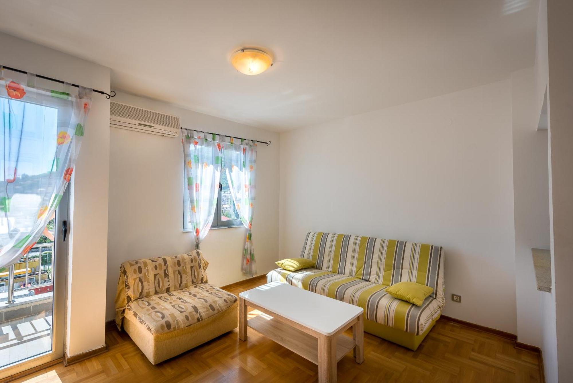 Apartments Montreal Будва Екстериор снимка