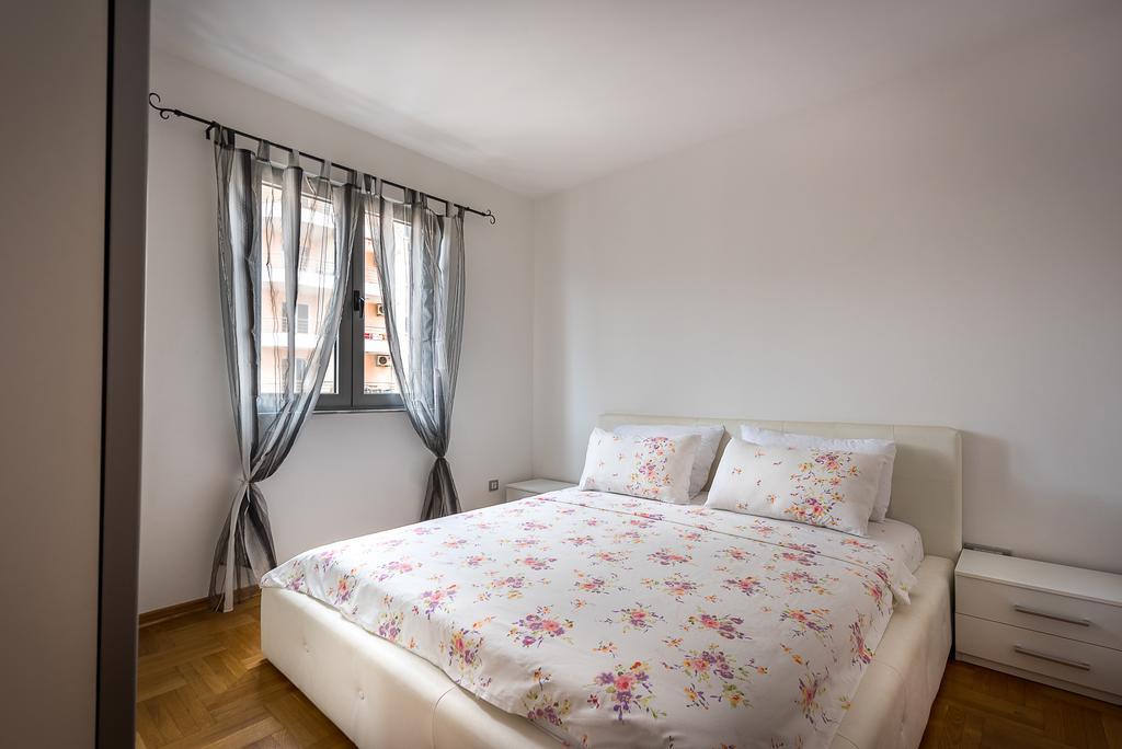 Apartments Montreal Будва Екстериор снимка