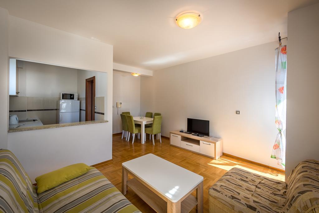 Apartments Montreal Будва Екстериор снимка